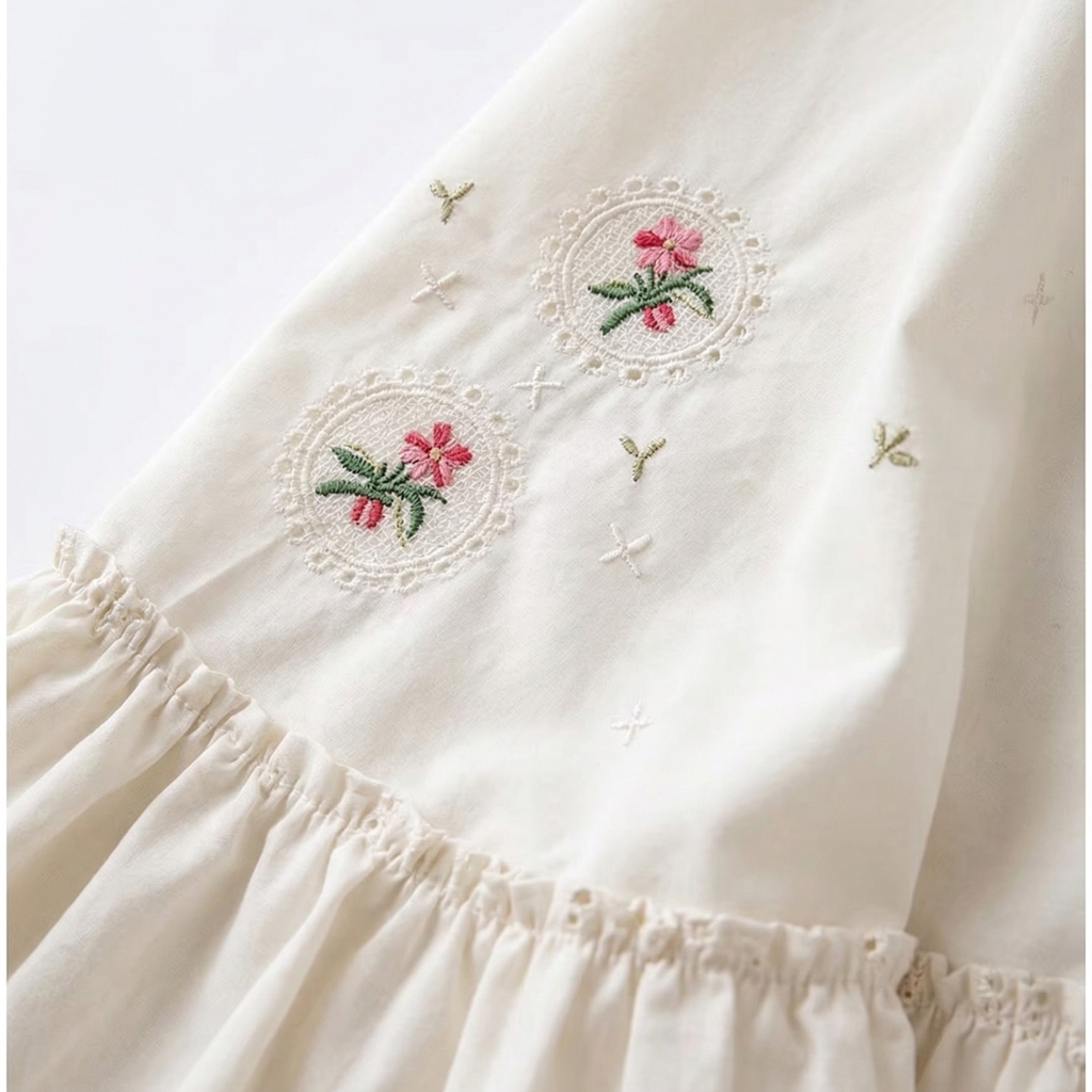 Embroidered Cotton Tablecloth with Ruffle – Romantic French Style Ivory Table Linen