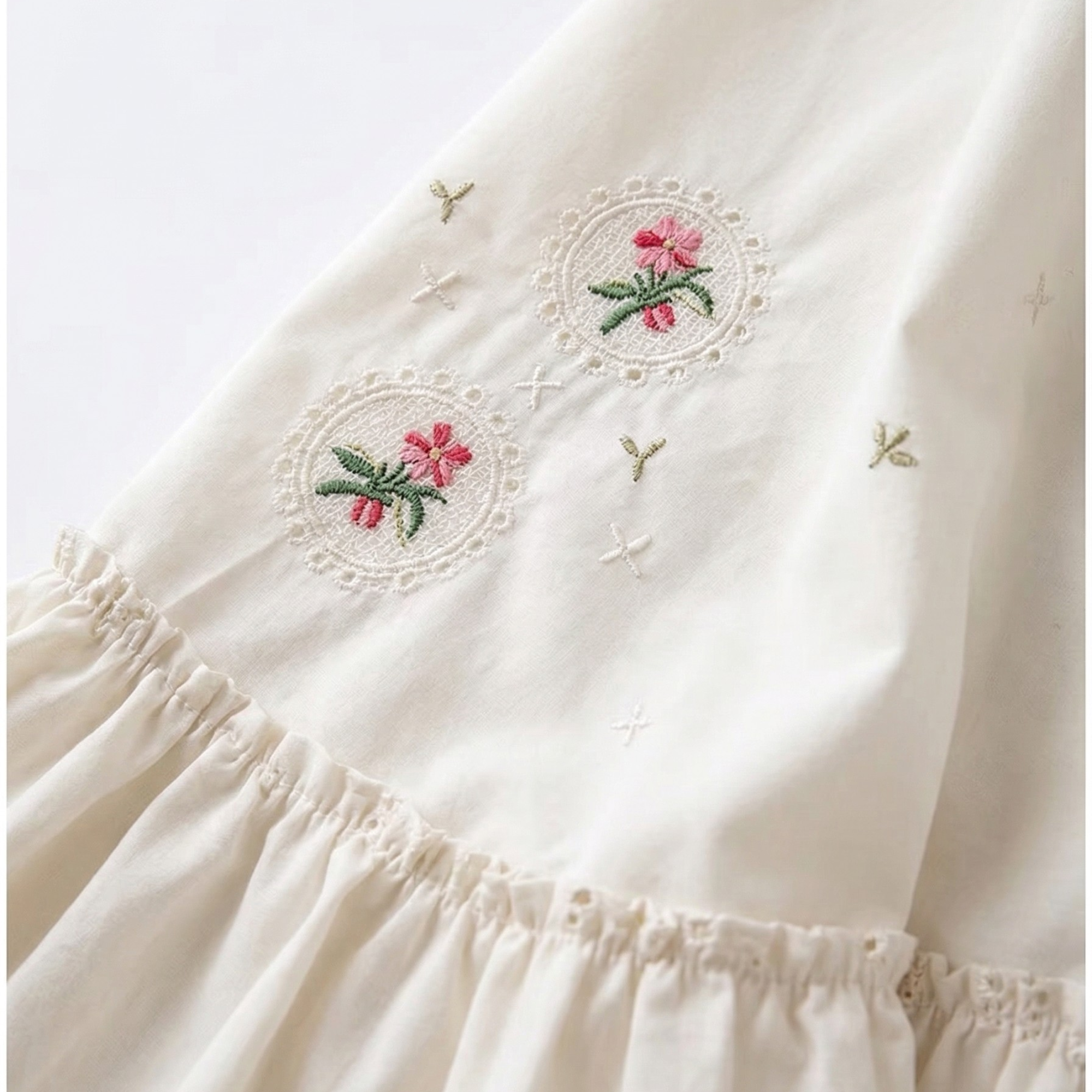Embroidered Cotton Tablecloth with Ruffle – Romantic French Style Ivory Table Linen