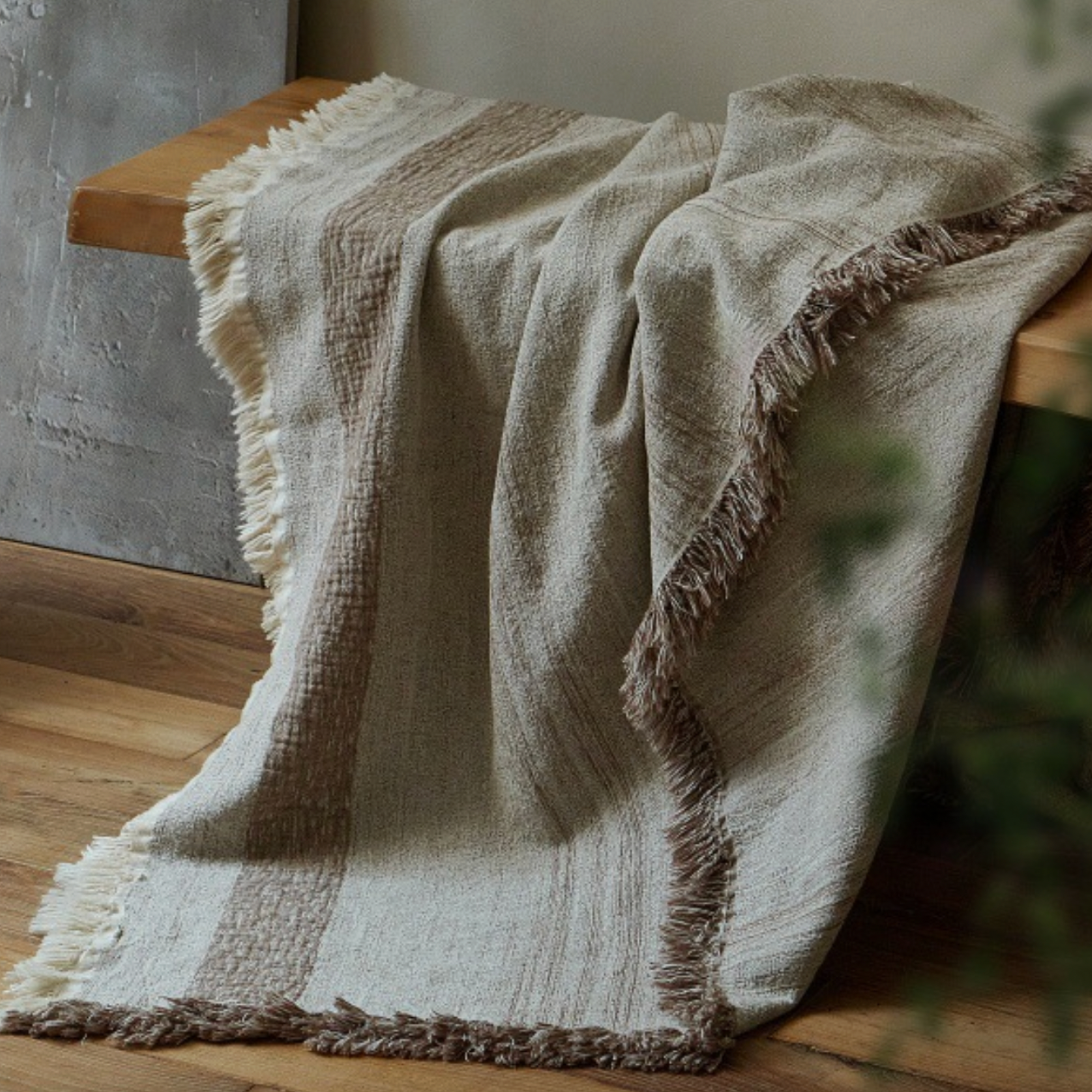 Minimalist Cotton Linen Throw Blanket – Soft Textured Greige Bed Throw