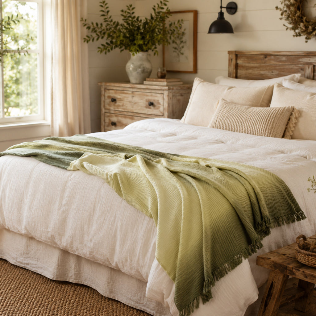 Cotton Gauze Throw Blanket – Ombre Gradient, 4 Layer Muslin with Fringe