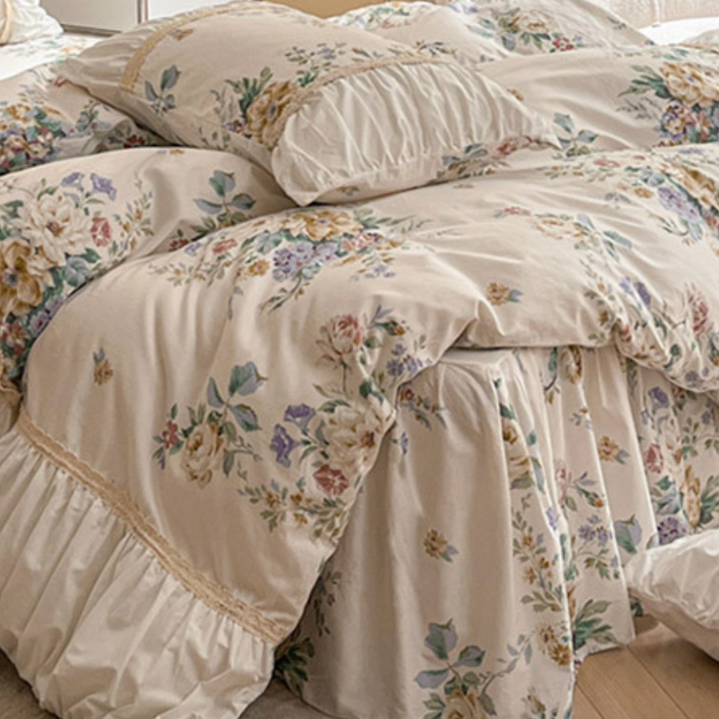 Floral Cotton Bedding Set with Ruffled Bed Skirt – Romantic Cottage Bedroom