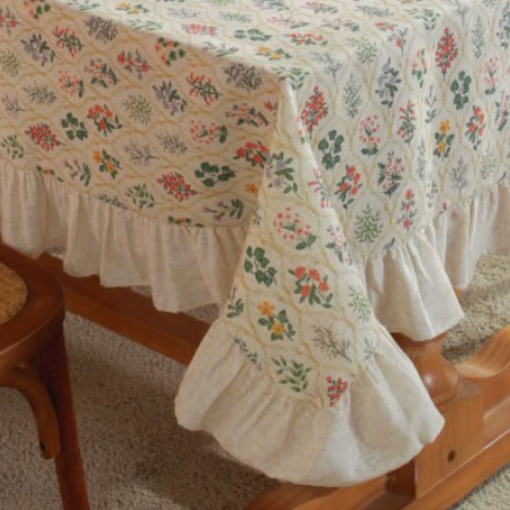 Cotton Linen Ruffle Tablecloth | Farmhouse Cottage Style Table Cover