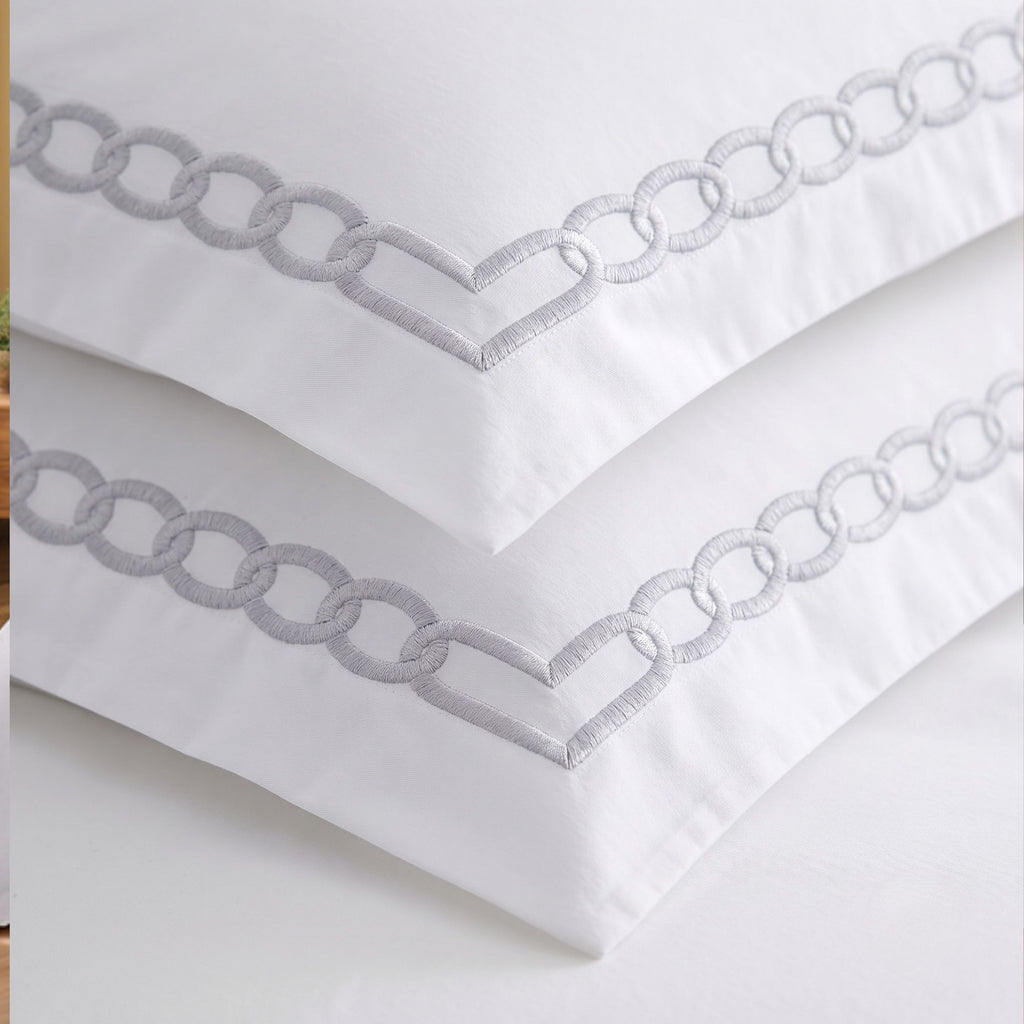 Luxury White Embroidered Cotton Bedding Set, , Hotel Style Duvet Cover Set with Flat Sheet, Elegant Bed Linen