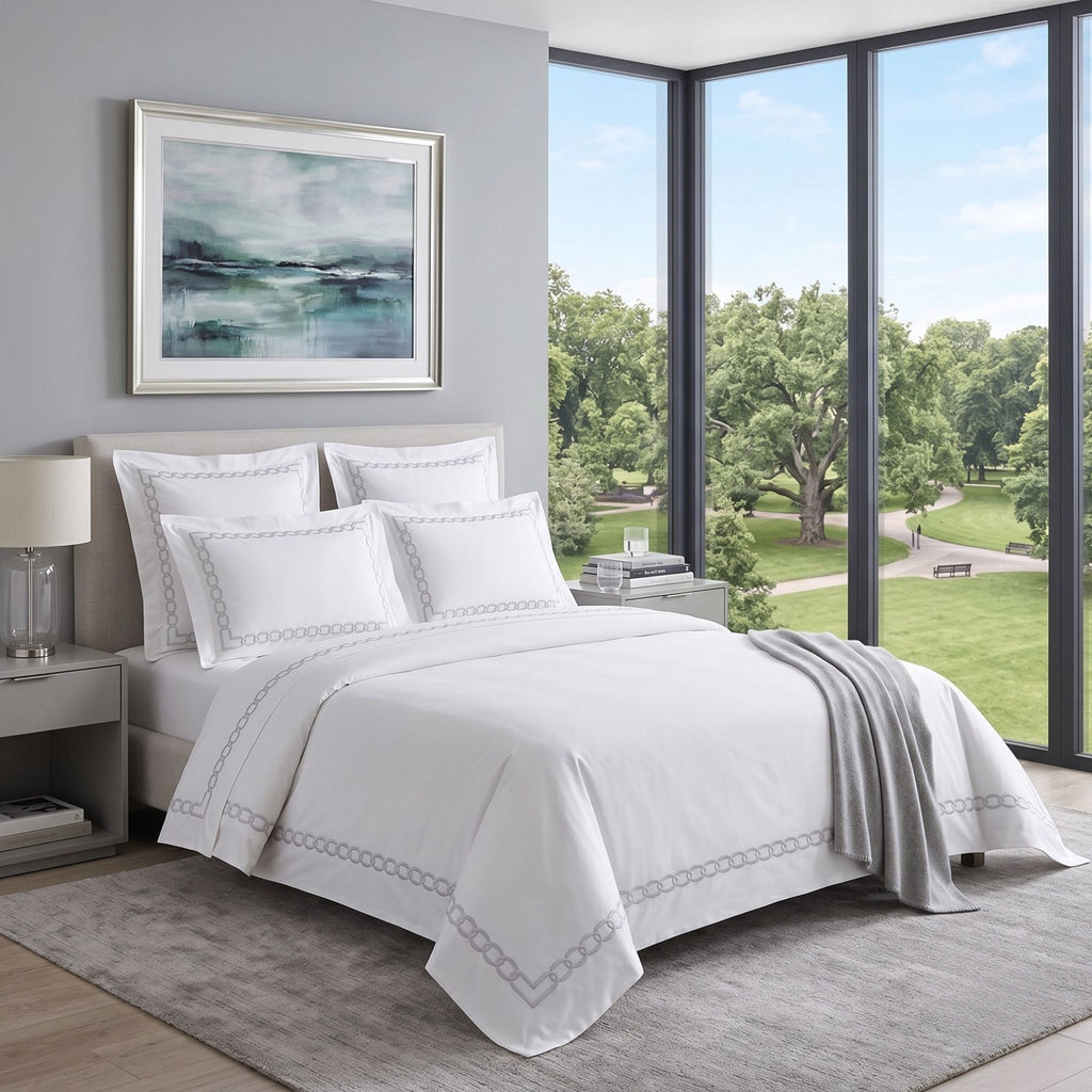 Luxury White Embroidered Cotton Bedding Set, , Hotel Style Duvet Cover Set with Flat Sheet, Elegant Bed Linen