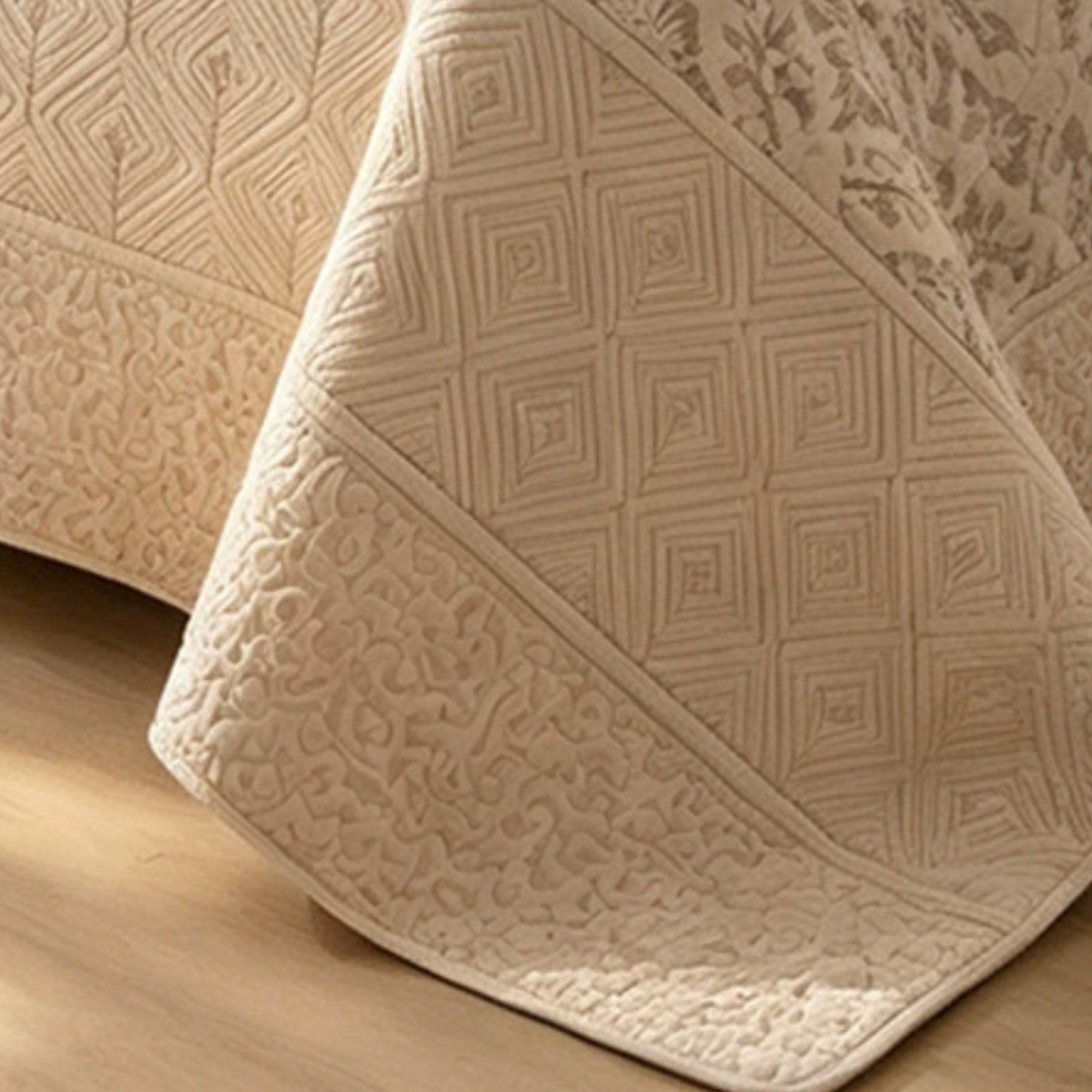Embroidered Cotton Quilt Set – Luxury Quilted Bedspread | 3 Piece Set
