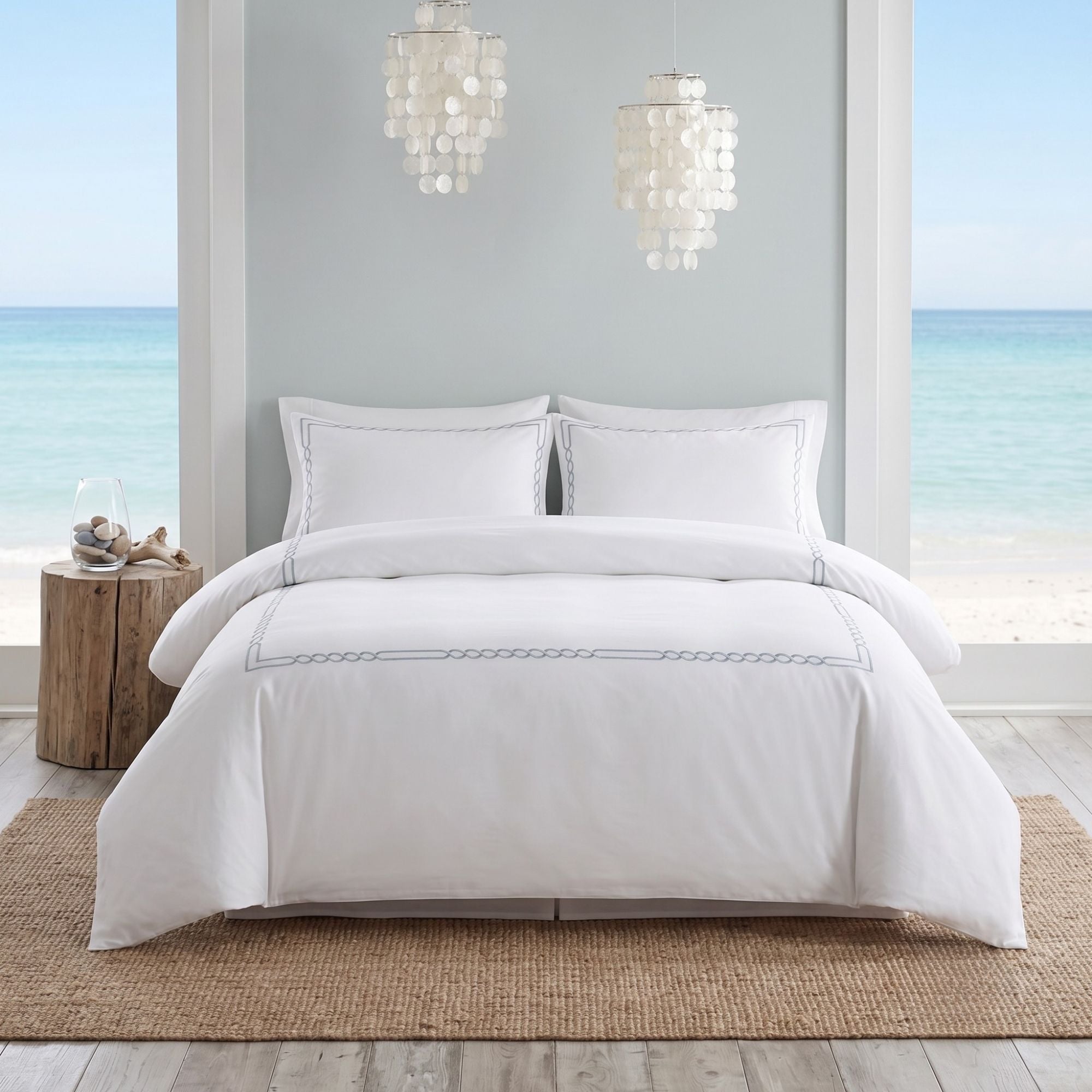 Luxury White Embroidered Cotton Bedding Set, , Hotel Style Duvet Cover Set with Flat Sheet, Elegant Bed Linen