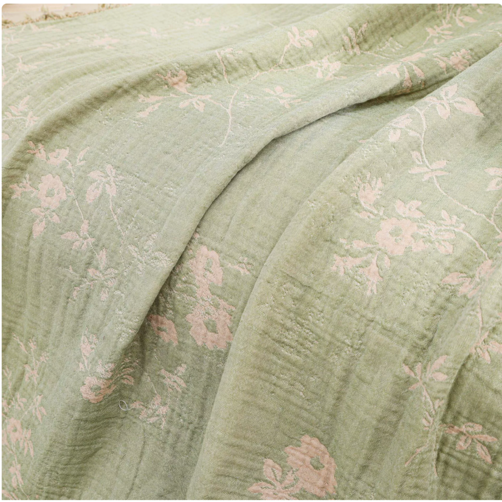 Sage Green Floral Cotton Throw – Relaxed Scandinavian Boho Decor