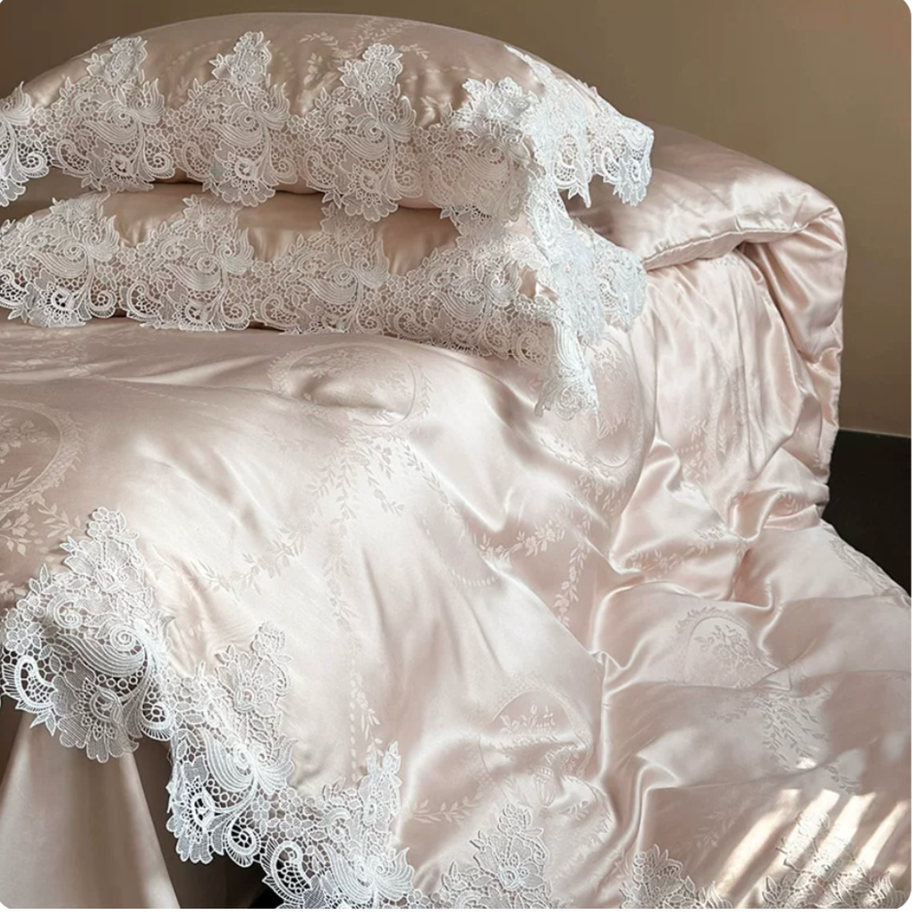 Tencel Lace Bedding Set – Airy Romantic Duvet Cover for Calm Bedrooms