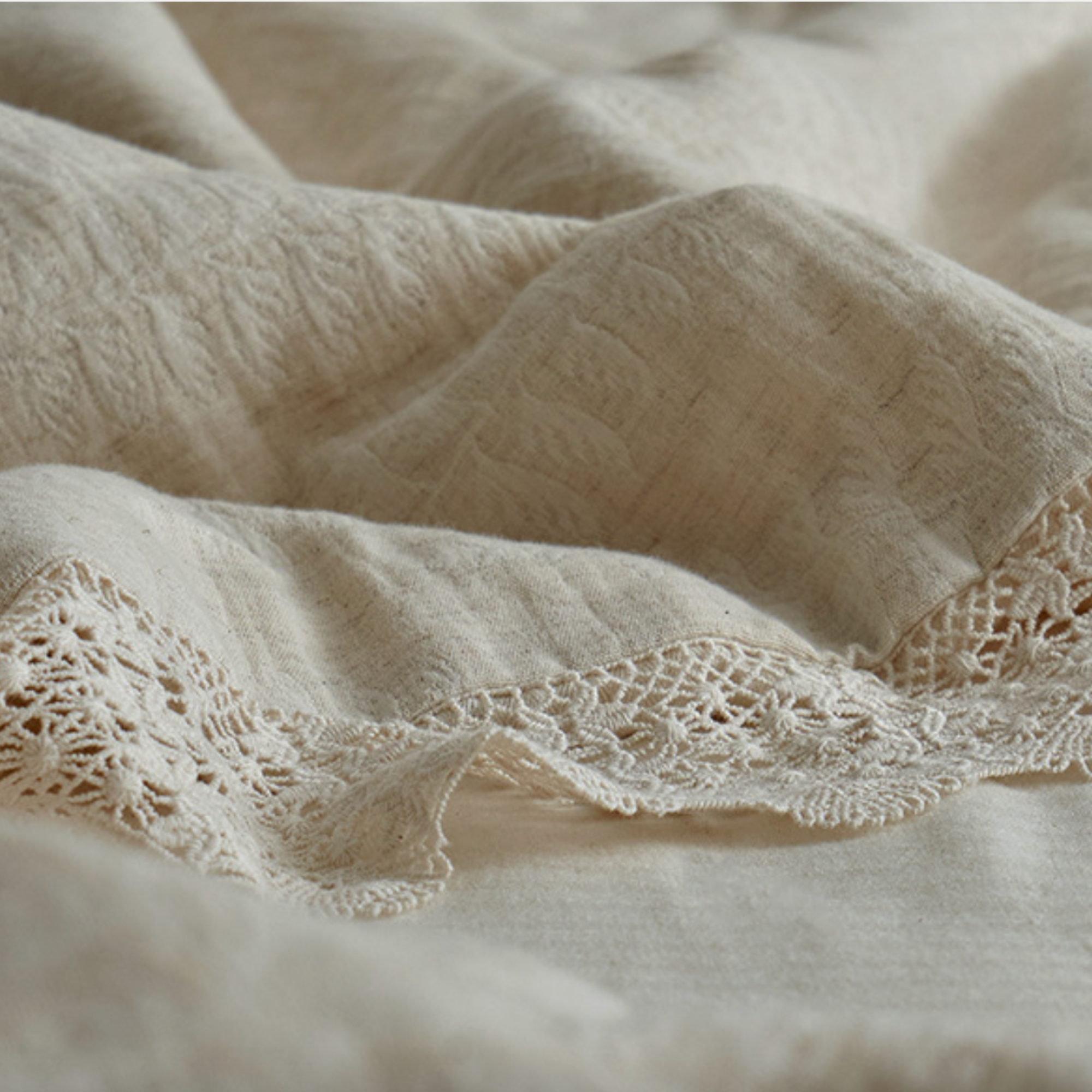 Neutral Summer Quilt Set – Cozy Organic Modern Bedding