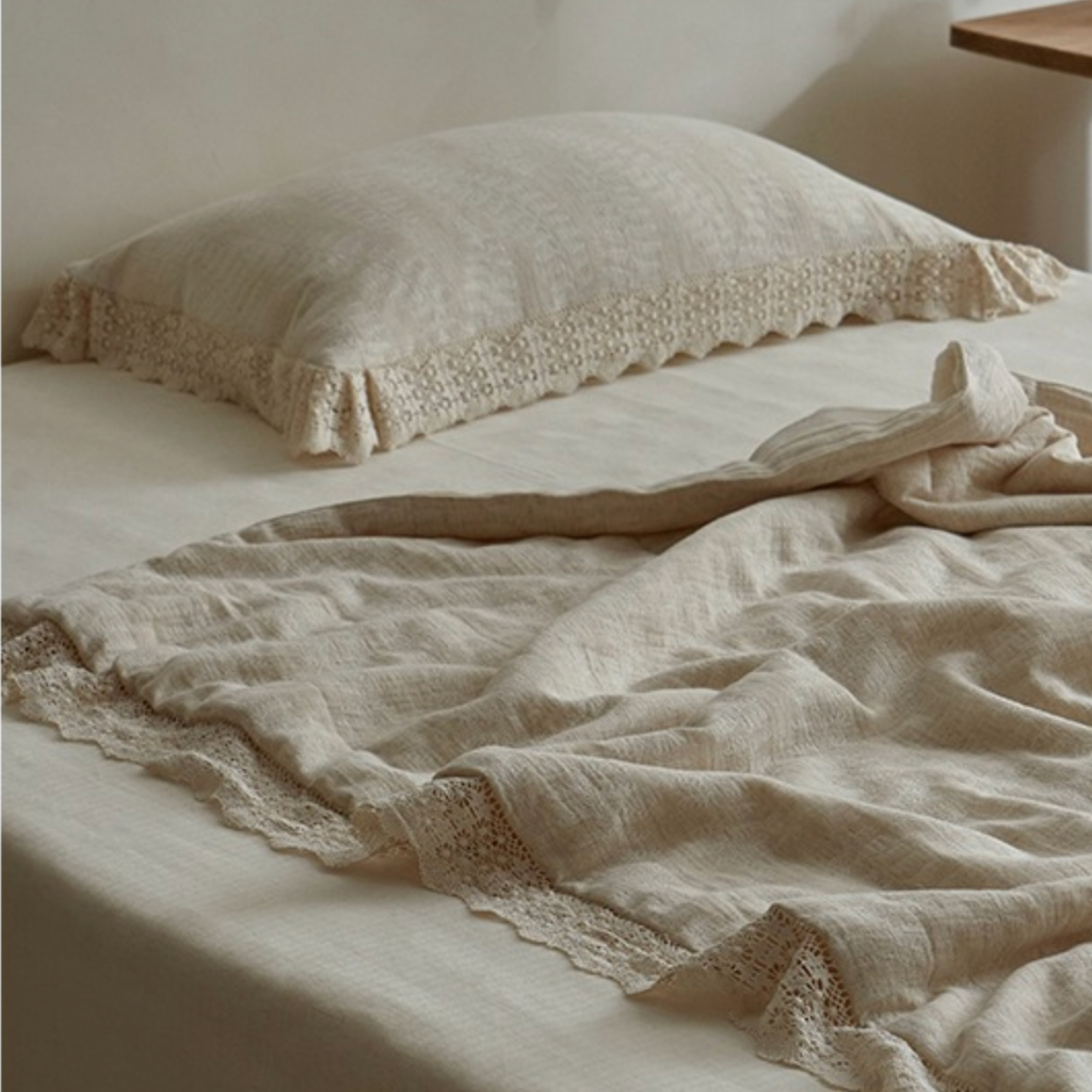 Lightweight Cotton Linen Summer Quilt – Airy Minimalist Bedspread