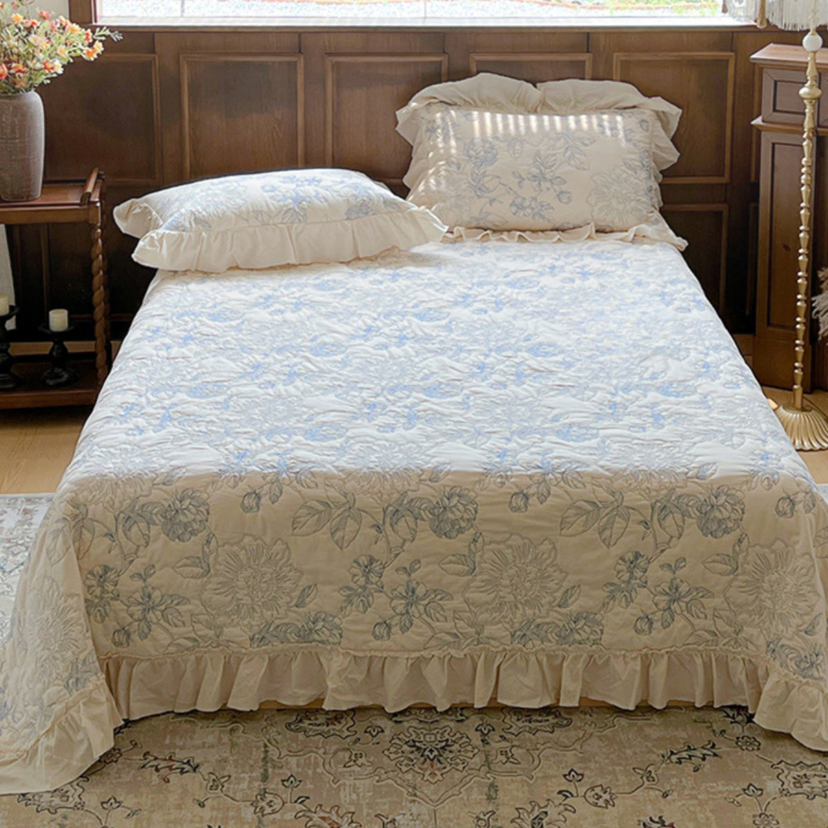 Cotton Linen Embroidered Quilted Bedspread Set