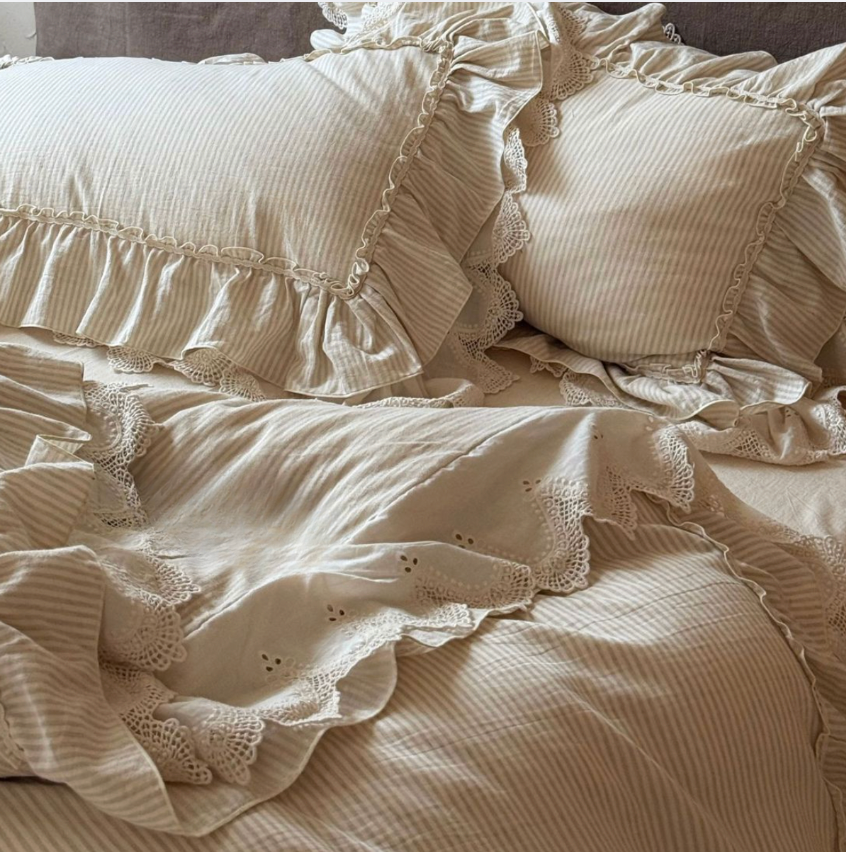 Ruffled Linen Bedding Set - French Cottage Style Duvet Cover