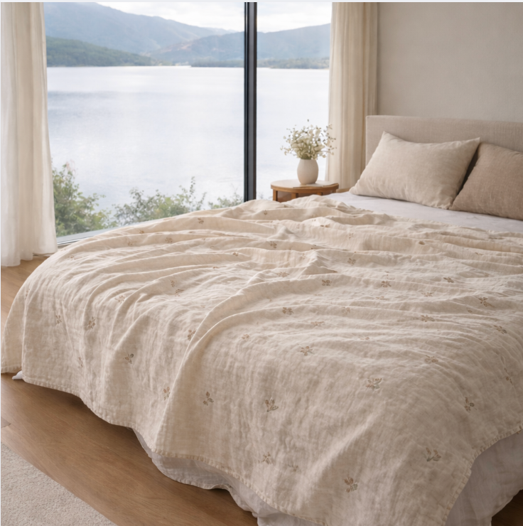 Embroidered Cotton Gauze Summer Quilt – Soft Breathable Floral Bedding