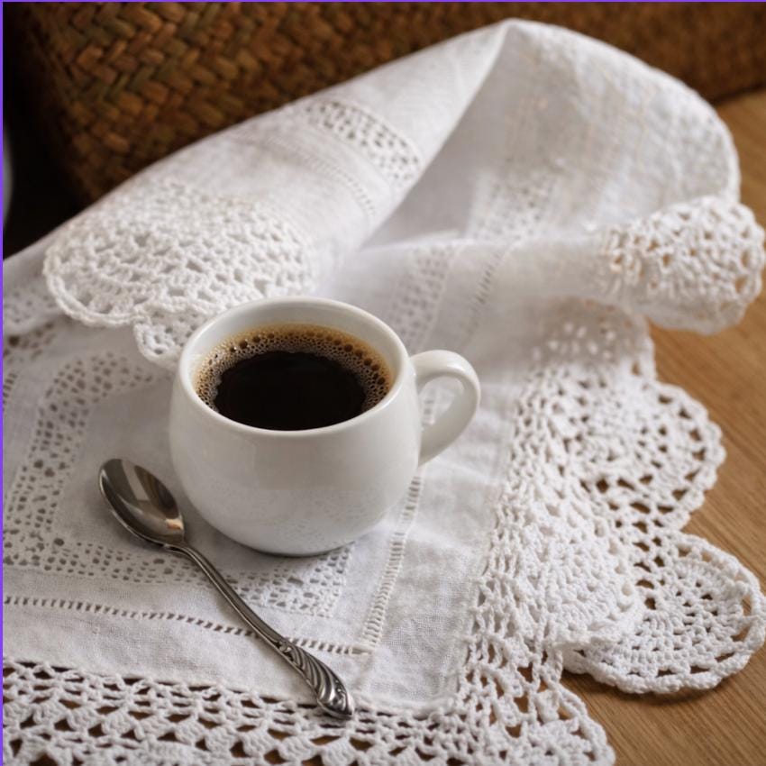 Linen Table Runner, Vintage Crochet Lace Trim, Rustic Farmhouse Decor